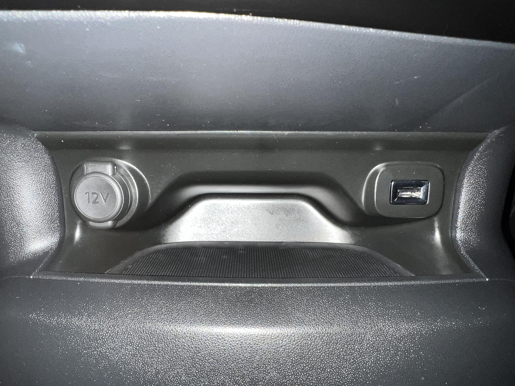 47488060-21.jpg